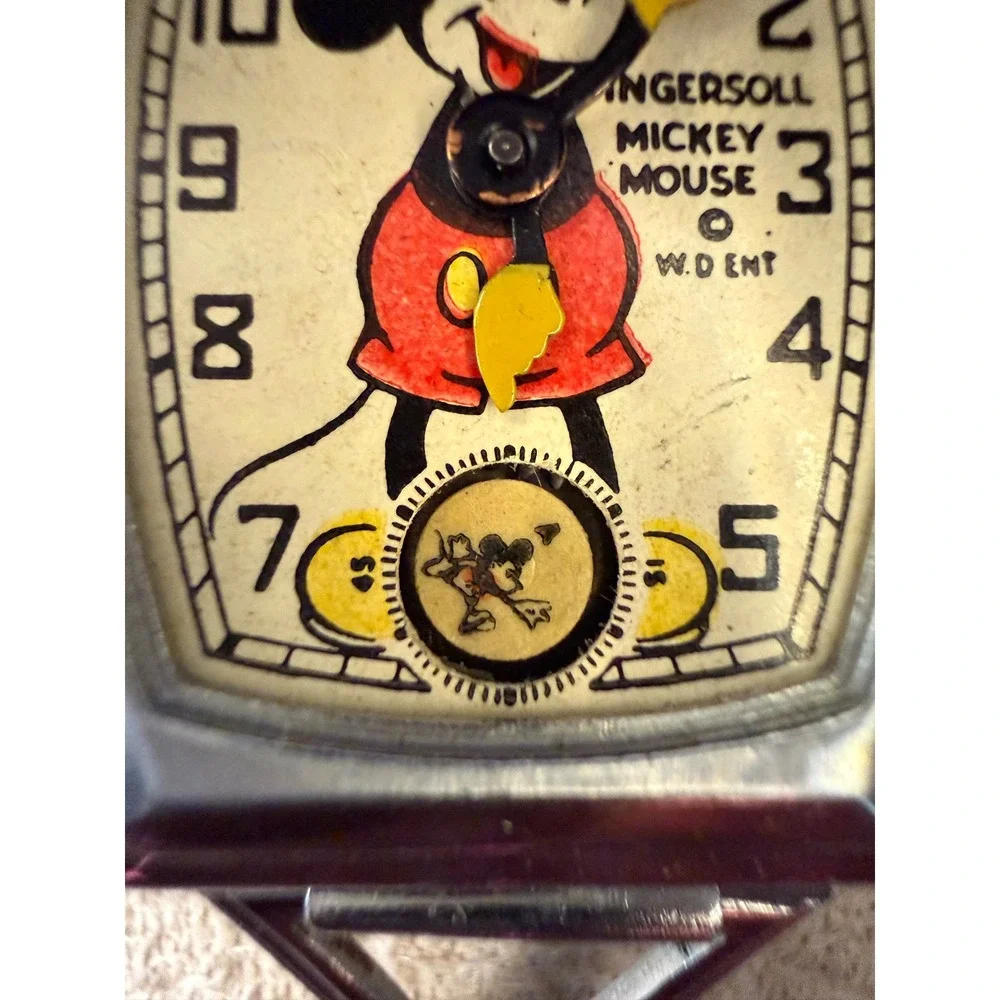 Vintage 1930s Ingersoll Mickey Mouse Watch Tonneau Case Mechanical USA Made